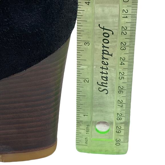 UGG Women’s Elyse Black Suede Open Toe Wedge Ankle Booties Size US 8 - Picture 9 of 9